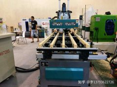 数控榫卯机助力实木家具实现标准化生产